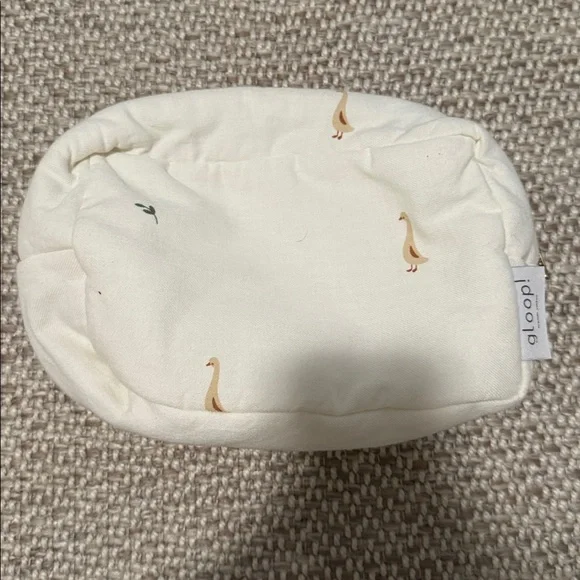 Colored Organics Organic cotton baby pouch - Picture 2 of 3